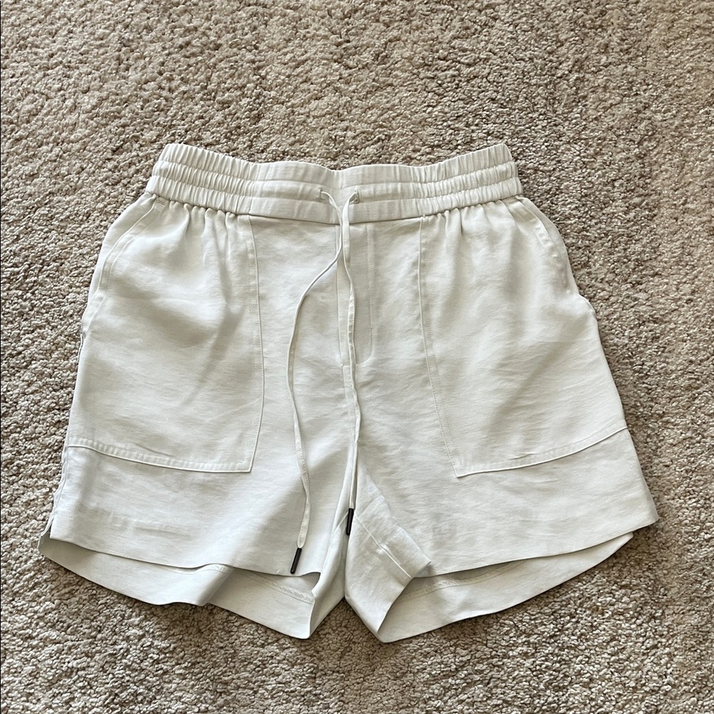 Kersh White Women's Shorts